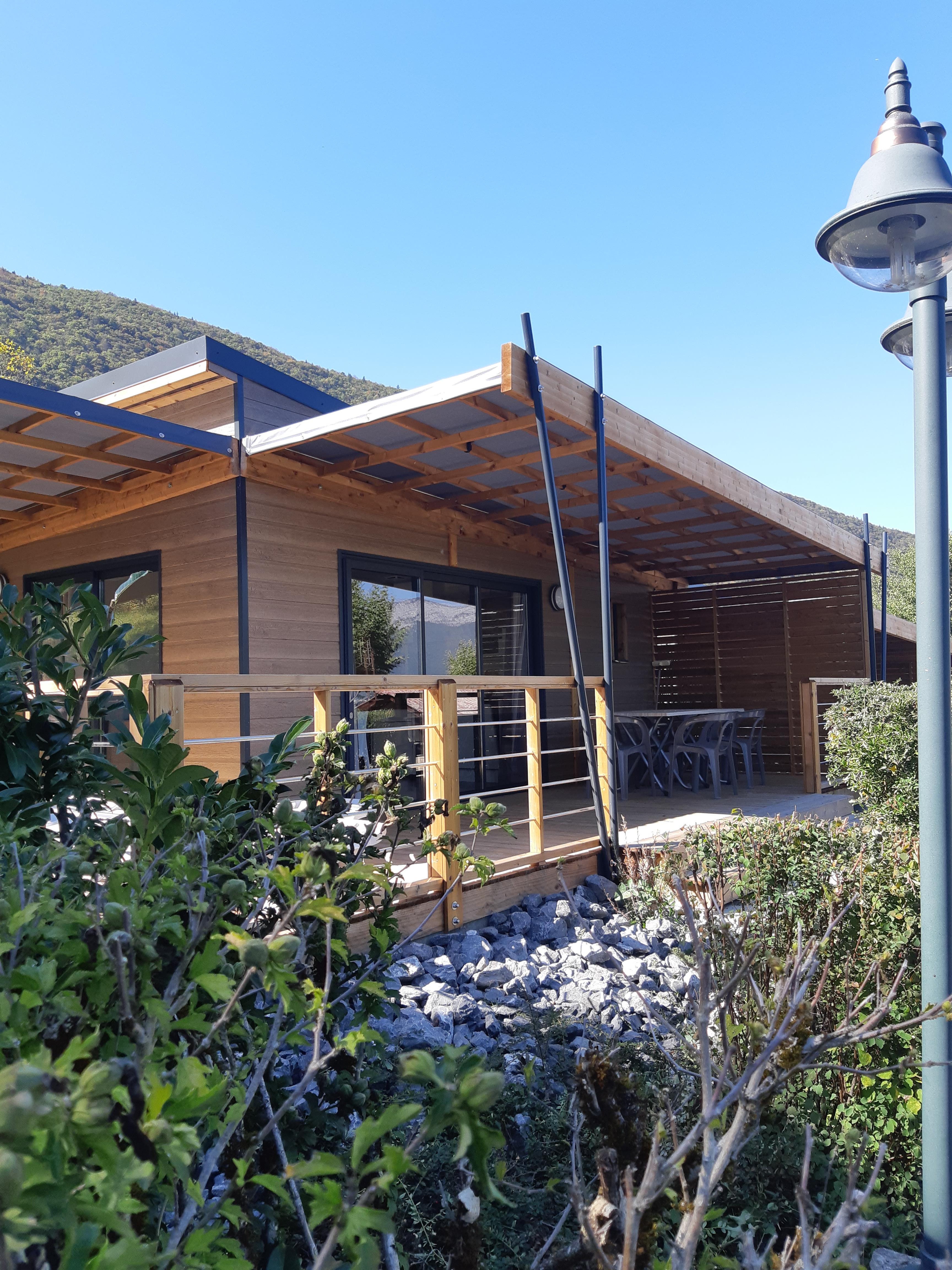 Accommodation - Chalet Casane 35M² (Tv + Dishwasher) Sheltered Terrace 30M² - Camping Le Panoramic