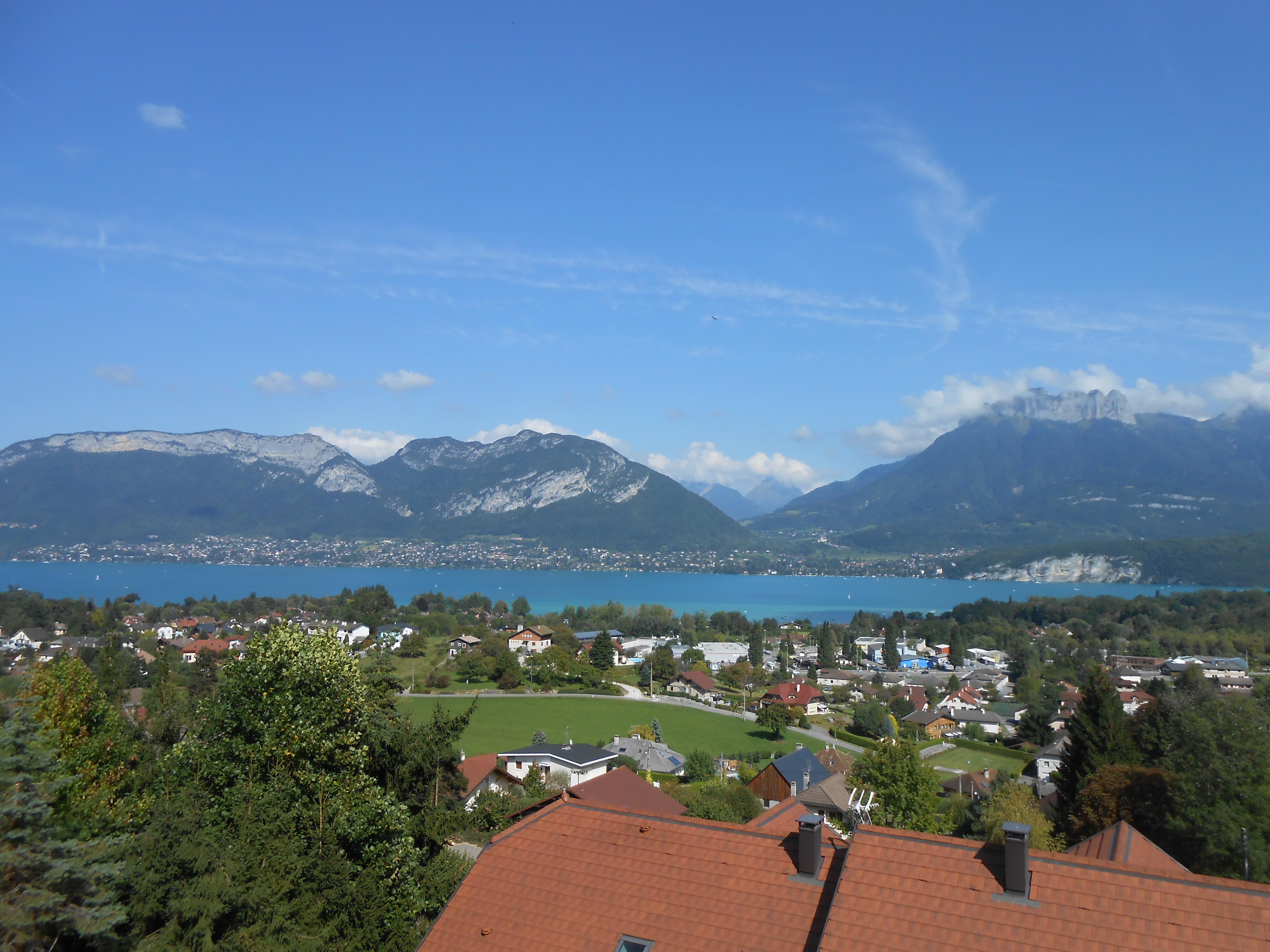 Accommodation - Apartment 116M² Lake View - 4 Bedrooms / 1 Bathroom - Camping Le Panoramic