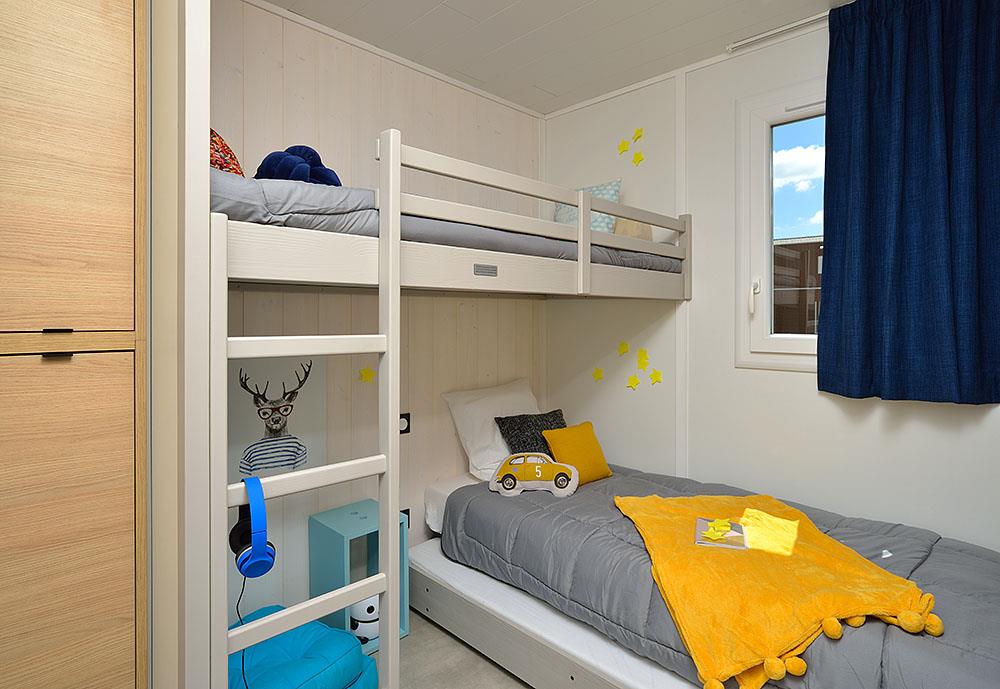 Accommodation - Chalet Casane 35M² Pilotis - Camping Le Panoramic