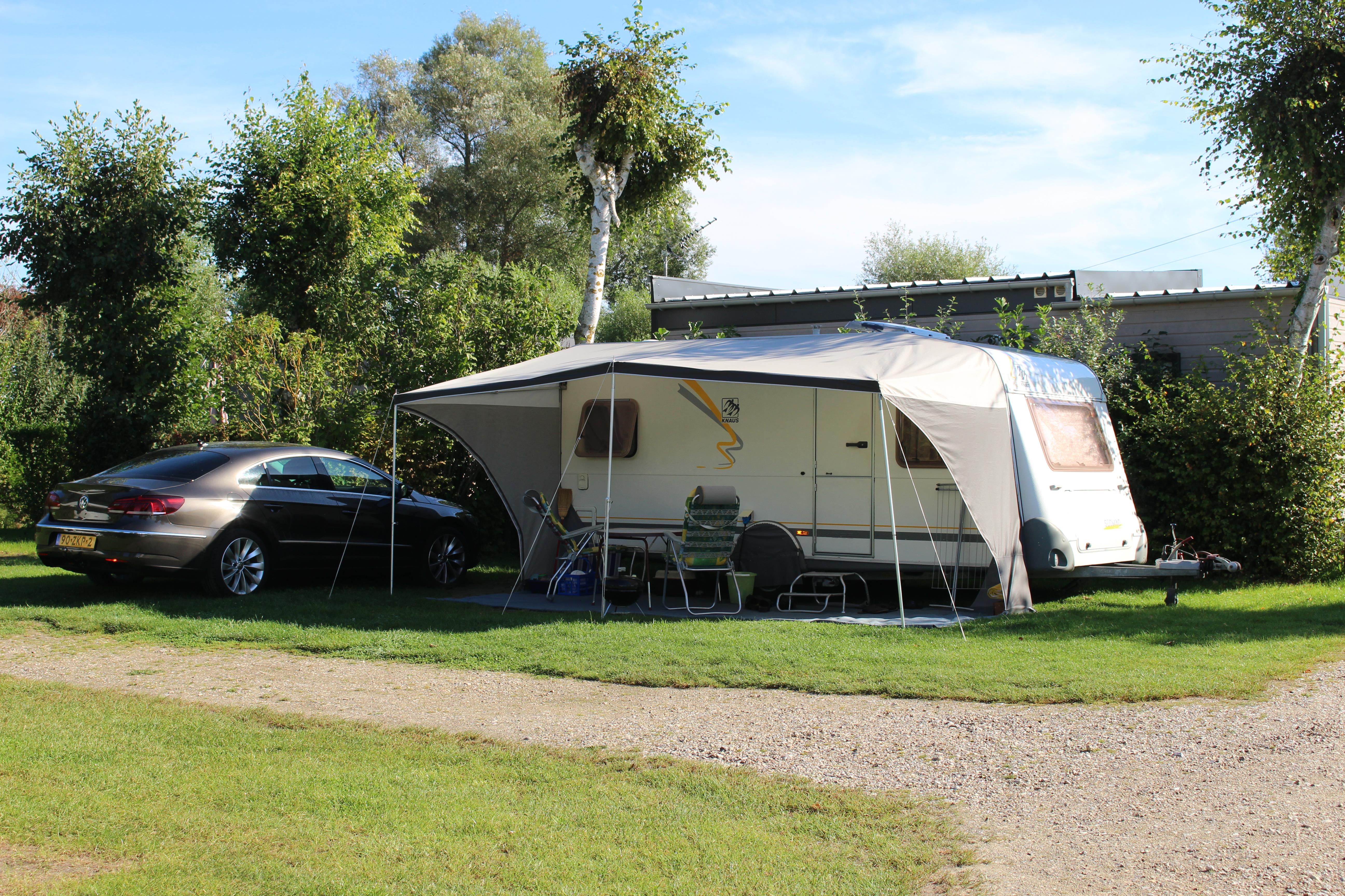 Comfort Package (1 Tent, Caravan Or Motor Home / 1 Car / Electricity 3A) Comfort Package (1 Tent, Caravan Or Motor Home / 1 Car / Electricity 3A)