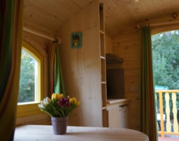Location - Roulotte La Minoterie 1 Chambre - Camping Val de l'Eyre