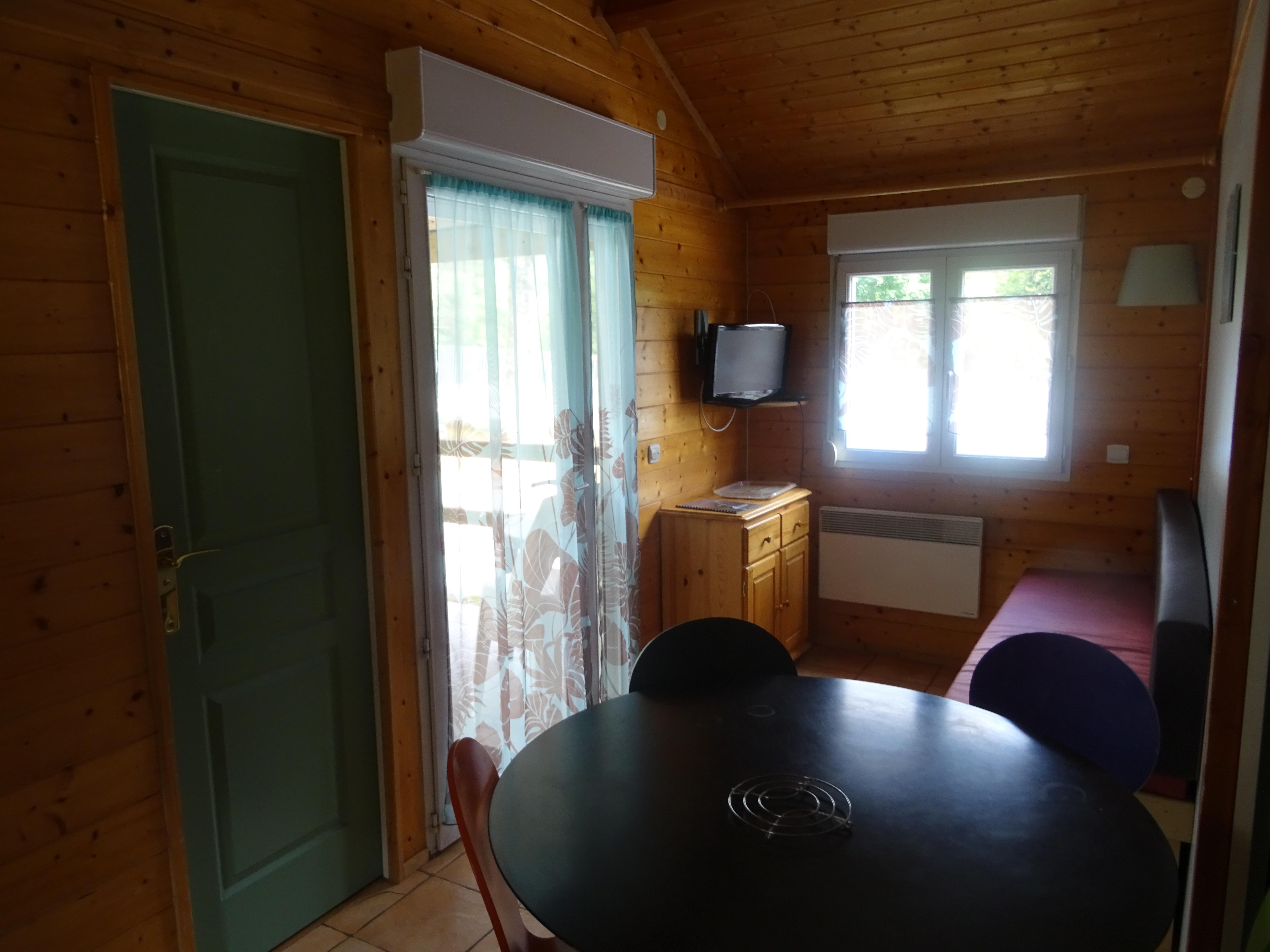 Location - Chalet 30M² 2 Chambres - Camping de Belle Hutte