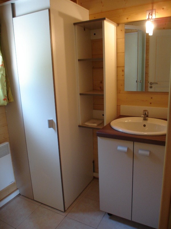 Location - Chalet 35 M² 3 Chambres - Camping de Belle Hutte