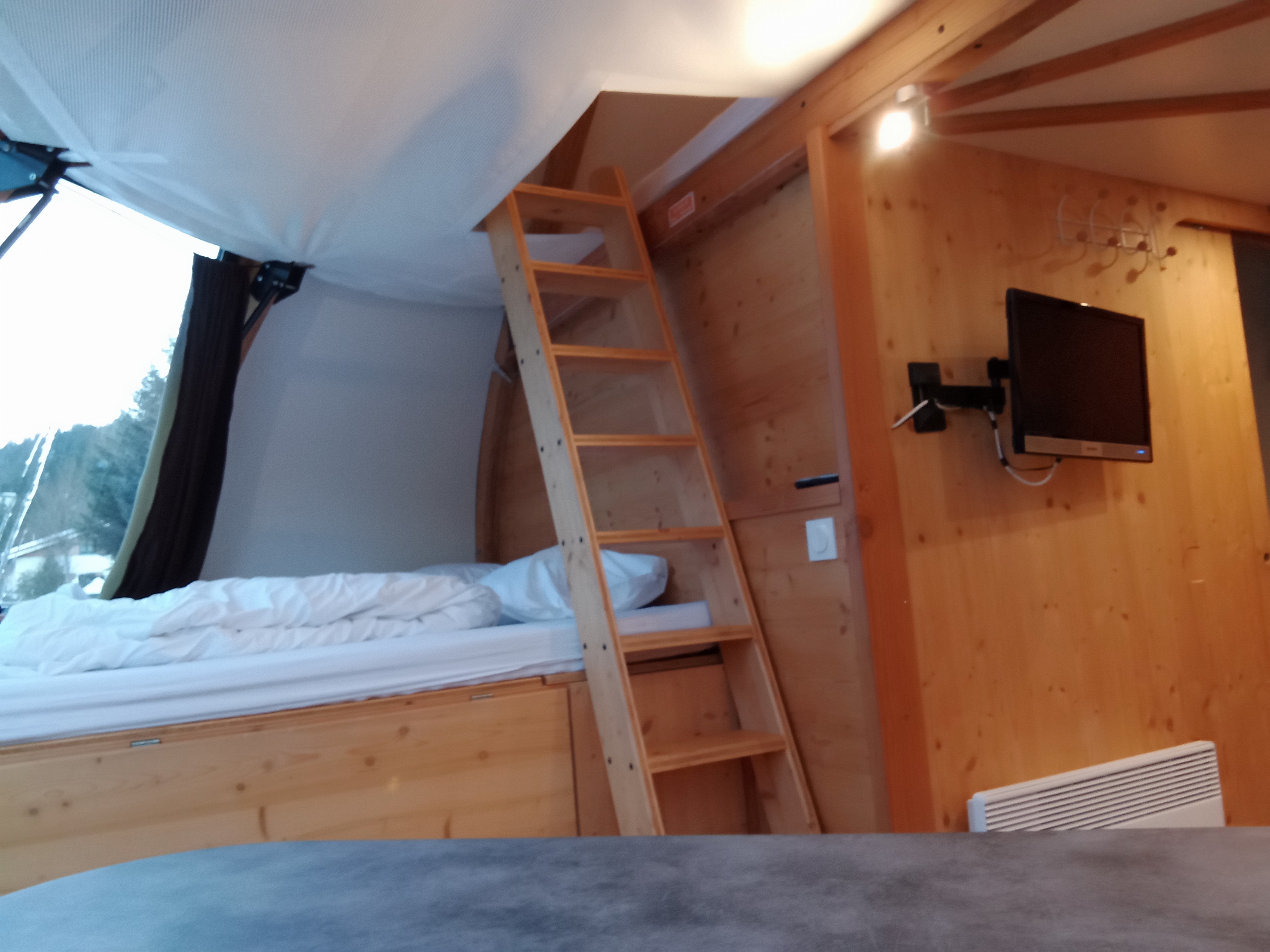 Location - Goutte D'ô : Votre Nid Douillet - 25M² - Camping de Belle Hutte