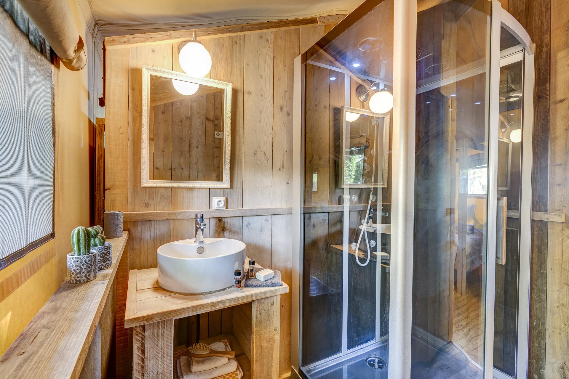 Lodge Safari 2 Bedrooms **** Lodge Safari 2 Bedrooms ****