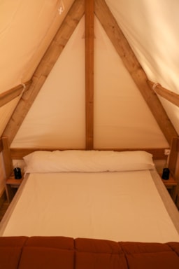 Location - Tente Randonneur : Étape À La Nuit En Tente Dans Un Lit Douillet (1 Lit Pour 2 Personnes - Lit Fait Avant Votre Arrivée) - Camping La Conge