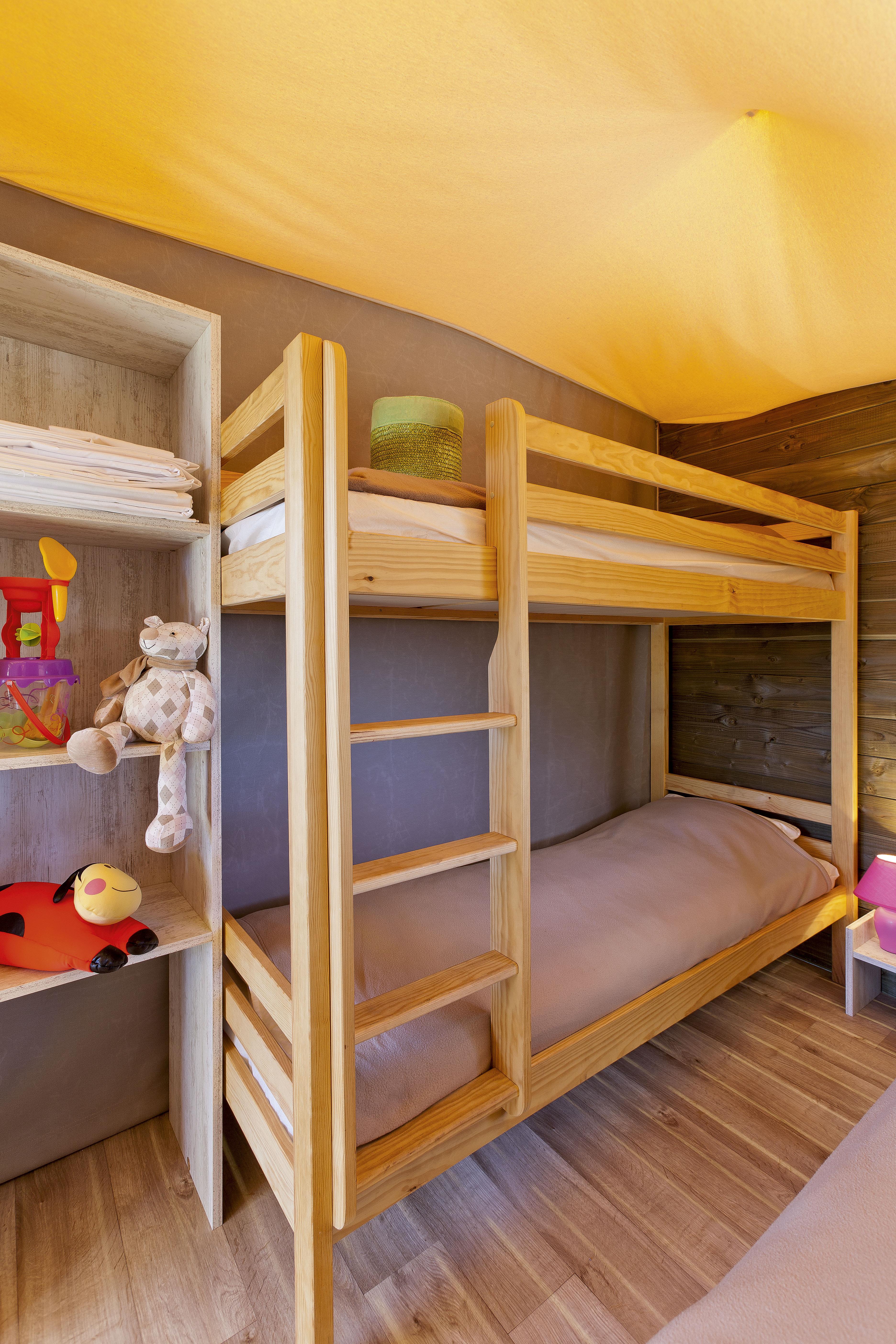 Location - Lodge Toilé Avec Terrasse Couverte - Utilisation Des Sanitaires Du Camping - (4 Adultes Maxi) - Camping les PEUPLIERS
