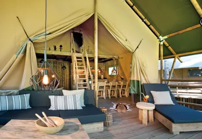 Safari Lodge Tent Giraffe Safari Lodge Tent Giraffe