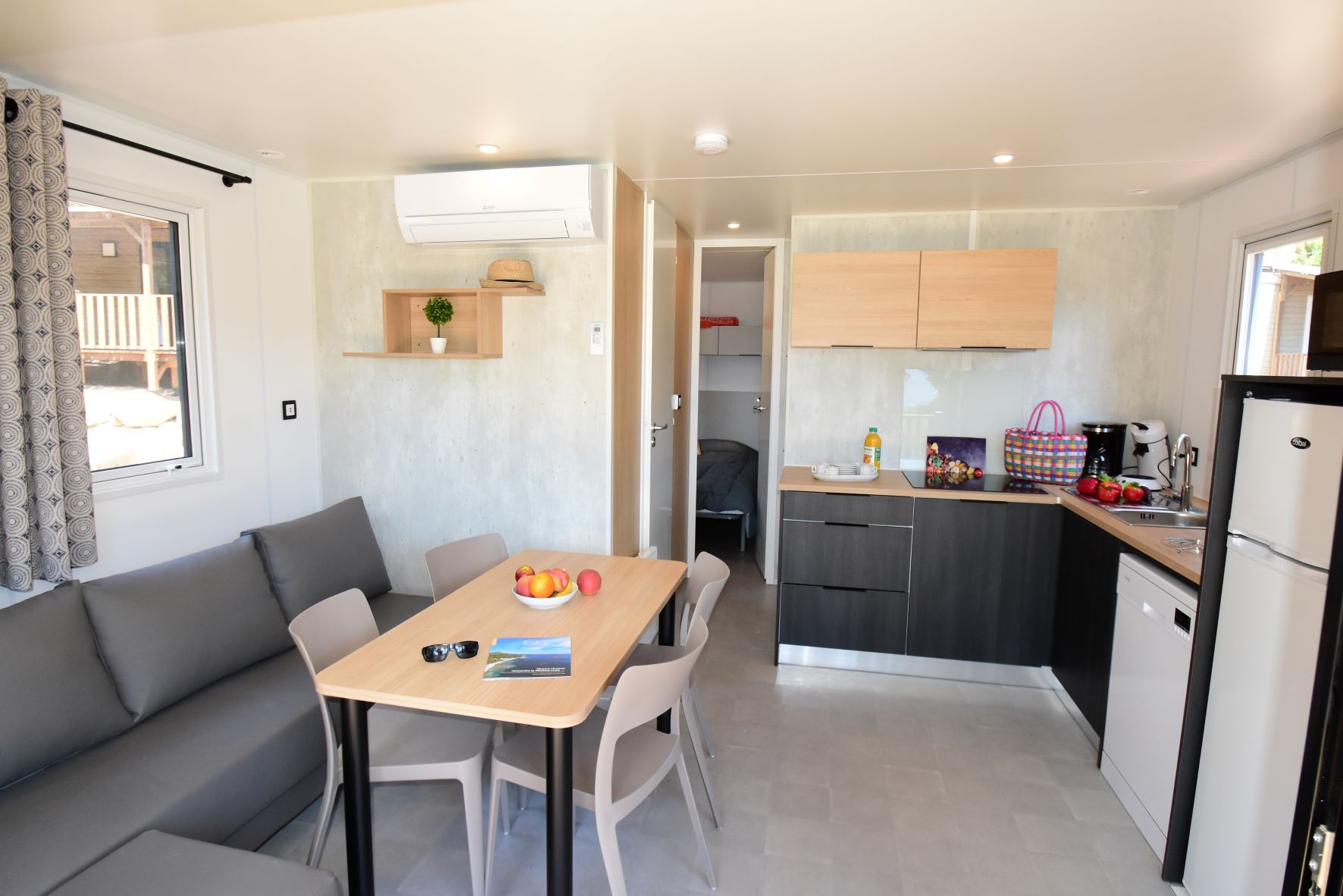 Accommodation - Mobile-Home Belvédère 2 Bedrooms Méditerranée - Camping Plage du Dramont