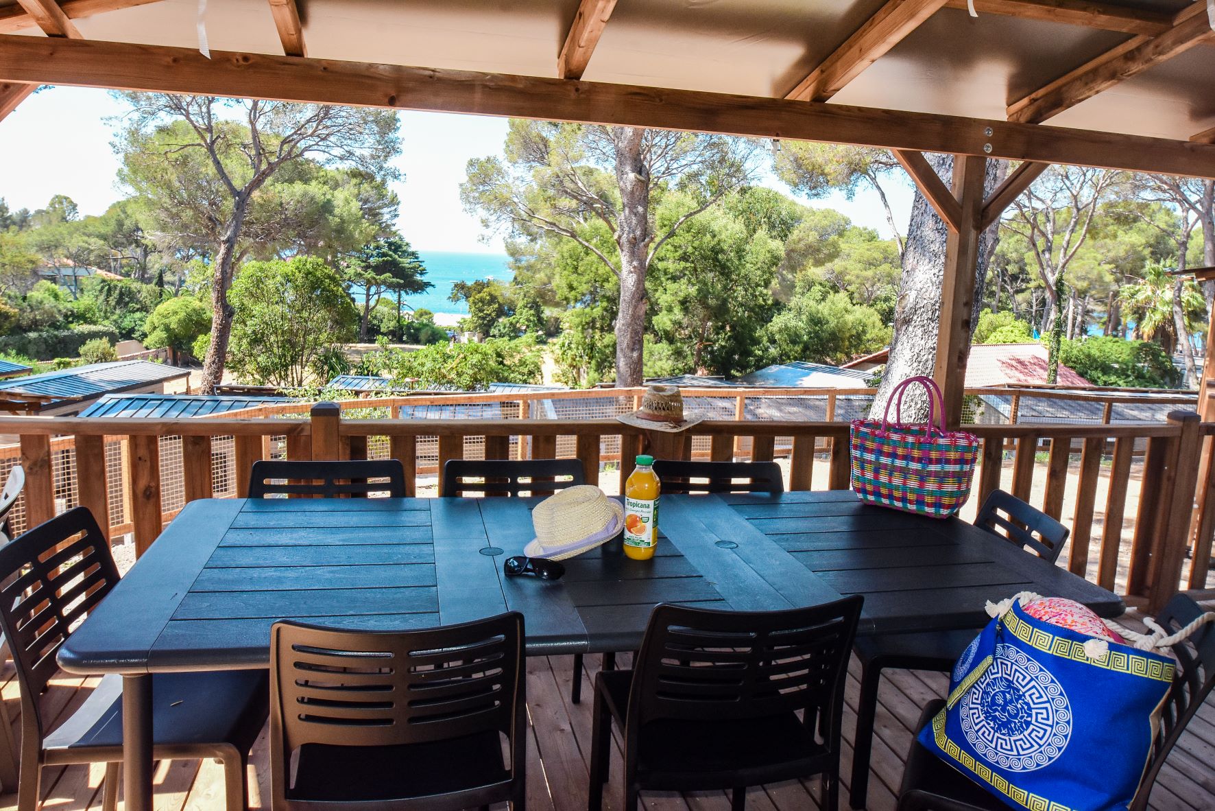 Accommodation - Mobile-Home Belvédère 3 Bedrooms With Seaview - Camping Plage du Dramont