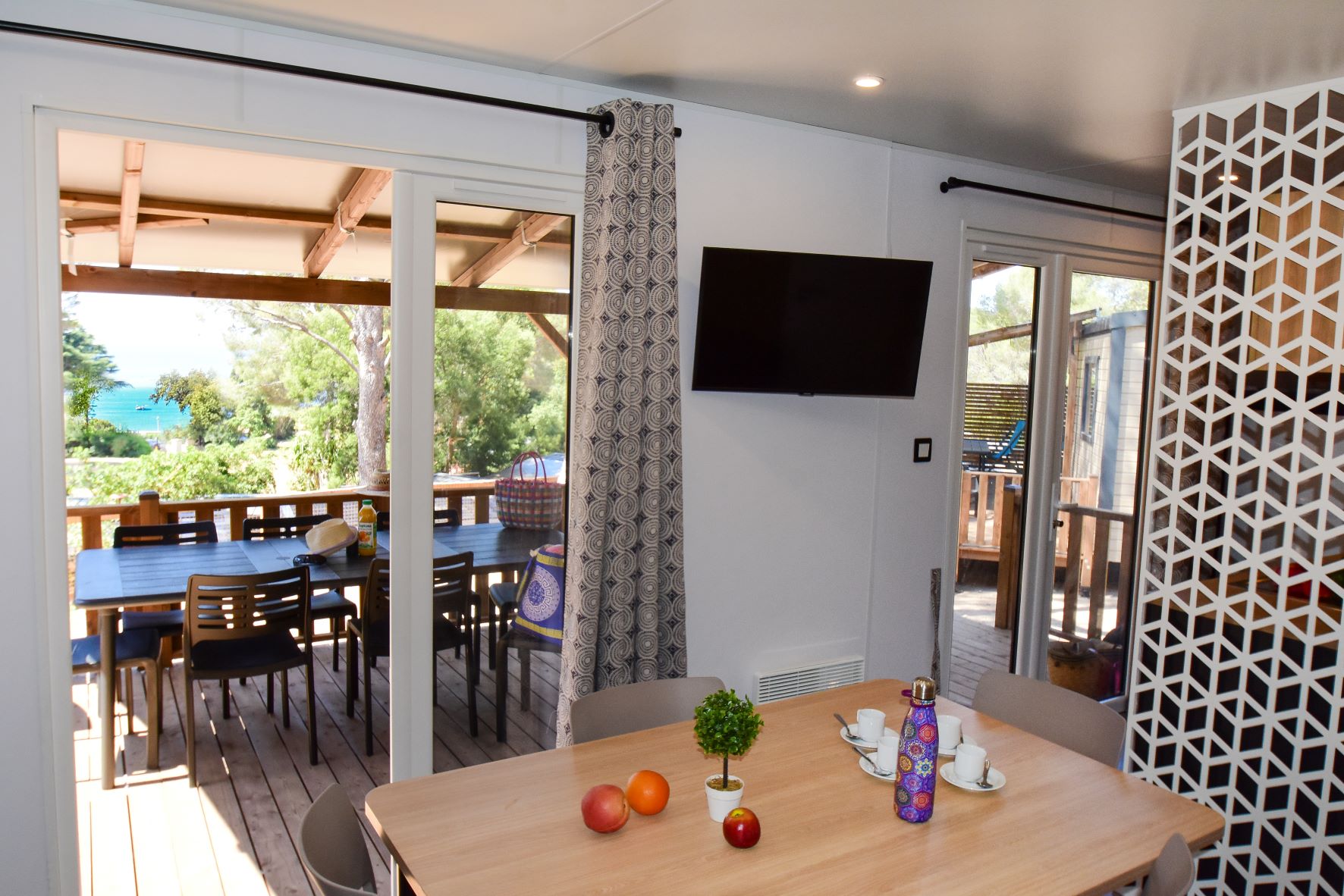 Accommodation - Mobile-Home Belvédère 3 Bedrooms With Seaview - Camping Plage du Dramont