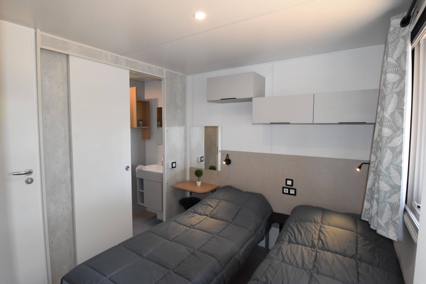 Accommodation - Mobile-Home Belvédère 3 Bedrooms - 3 Bathrooms Super Privilège With Stunning Seaview - Camping Plage du Dramont