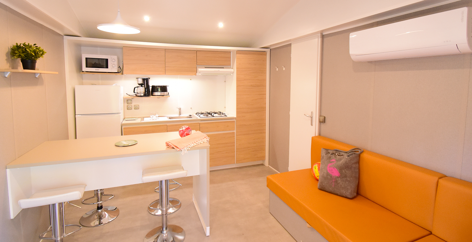 Accommodation - Mobile Home Semaphore 33M² 2 Bedrooms 2 Bathrooms Privilège - Camping Plage du Dramont