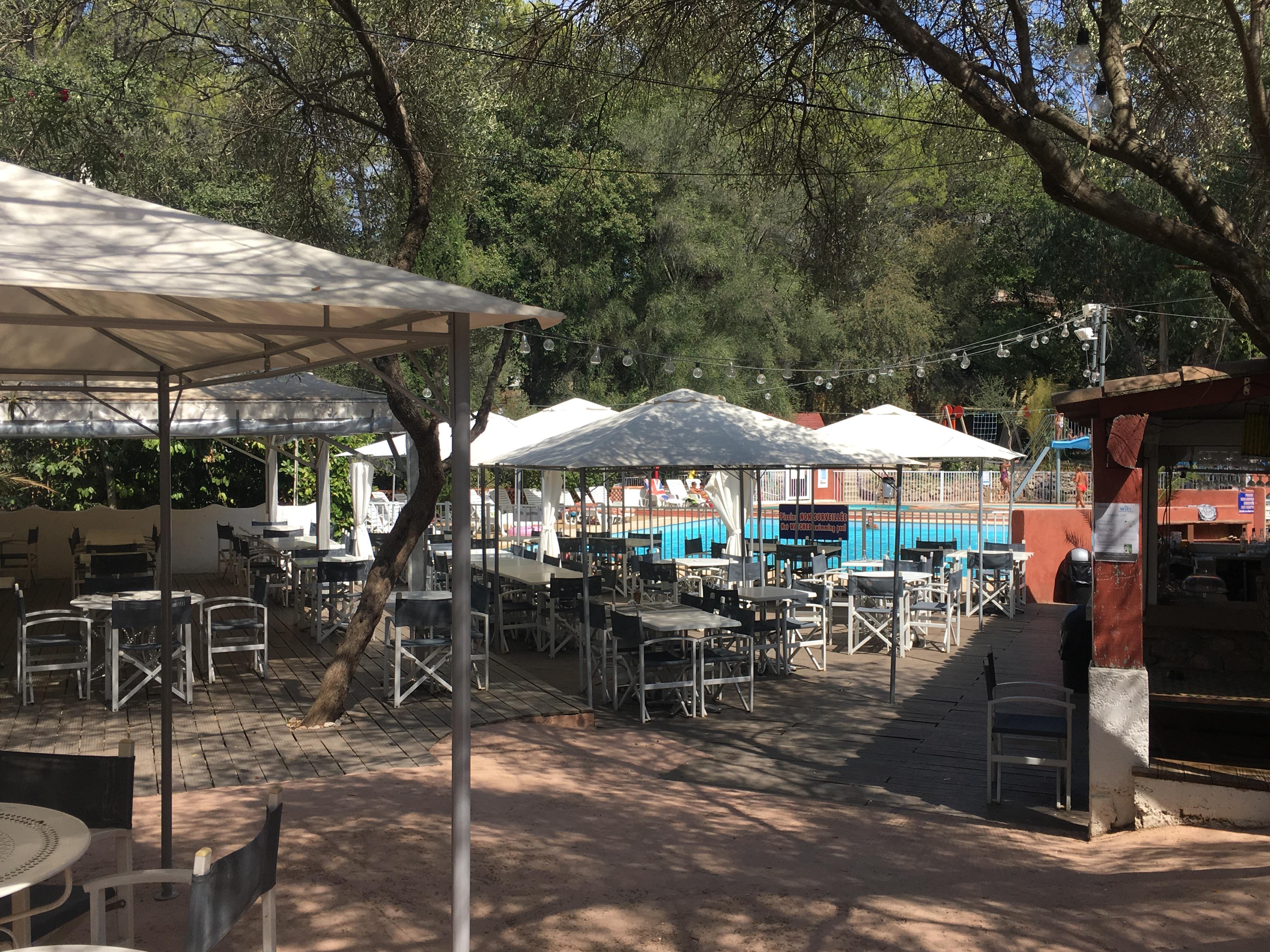 Services Camping Le Beau Vezé - Carqueiranne Services Camping Le Beau Vezé - Carqueiranne
