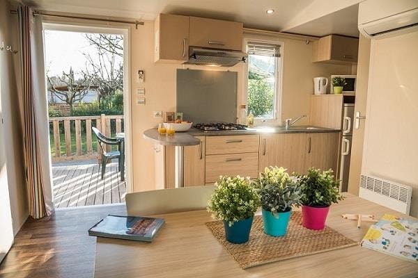 Mobil Home Klassic 2 Terrasse En Bois, Tv, Climatisation, 1 Voiture (2 Chambres)