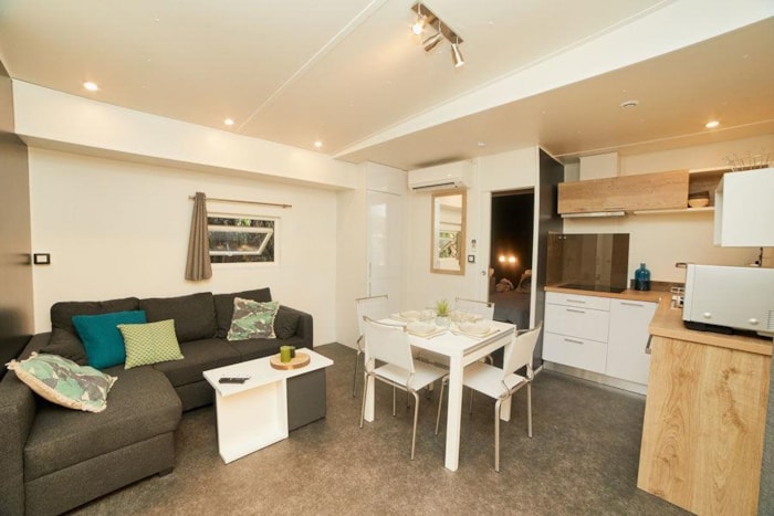 Mobil Home Kosy 2/4, Terrasse En Bois , Tv, Climatisation, 2 Salles De Bains, 1 Voiture (2 Chambres)