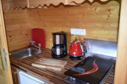 Location - La Roulotte Viticole - Camping Le Champ de Mars