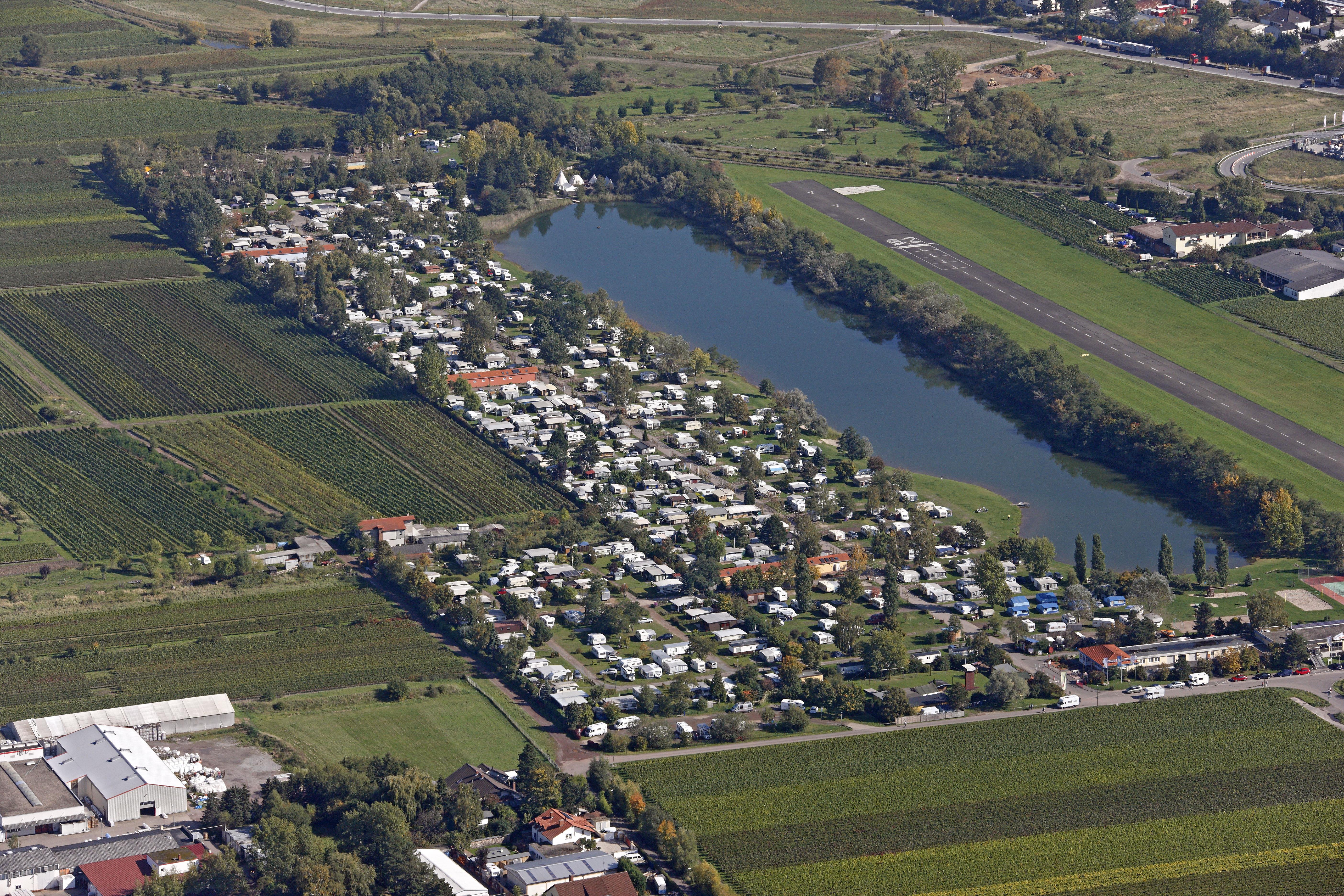 Stellplatz Inkl. Pkw Stellplatz Inkl. Pkw