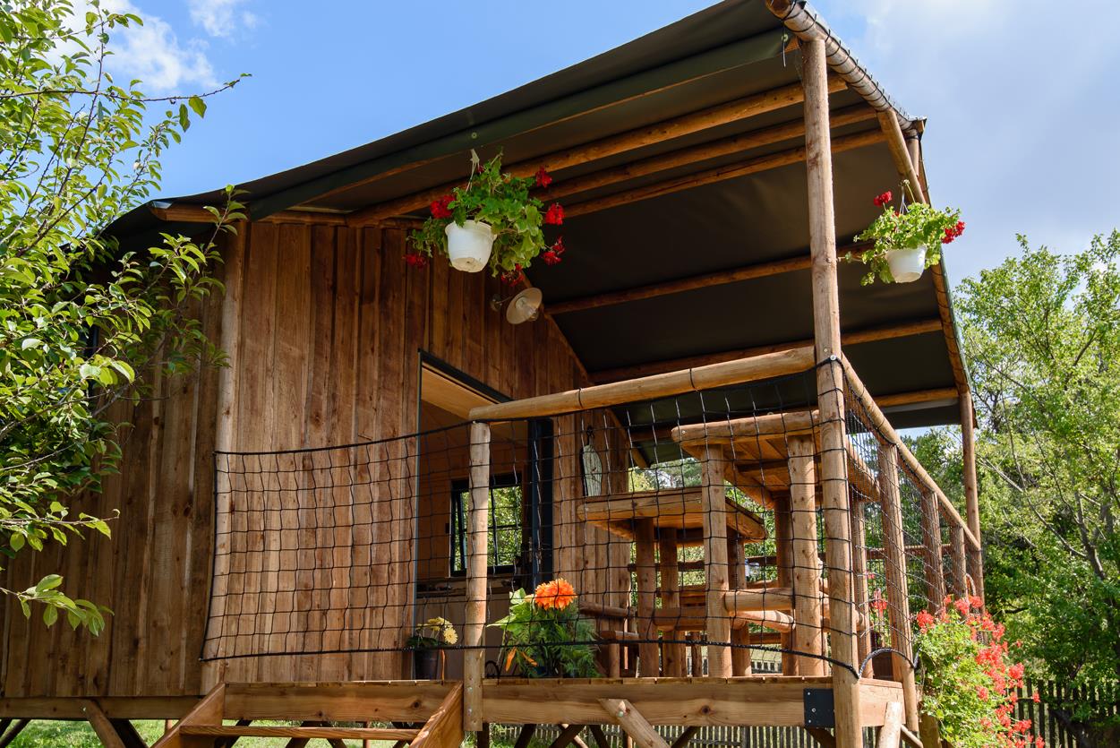 Accommodation - Cabane Lodge - CAMPING LE VIEUX VALLON