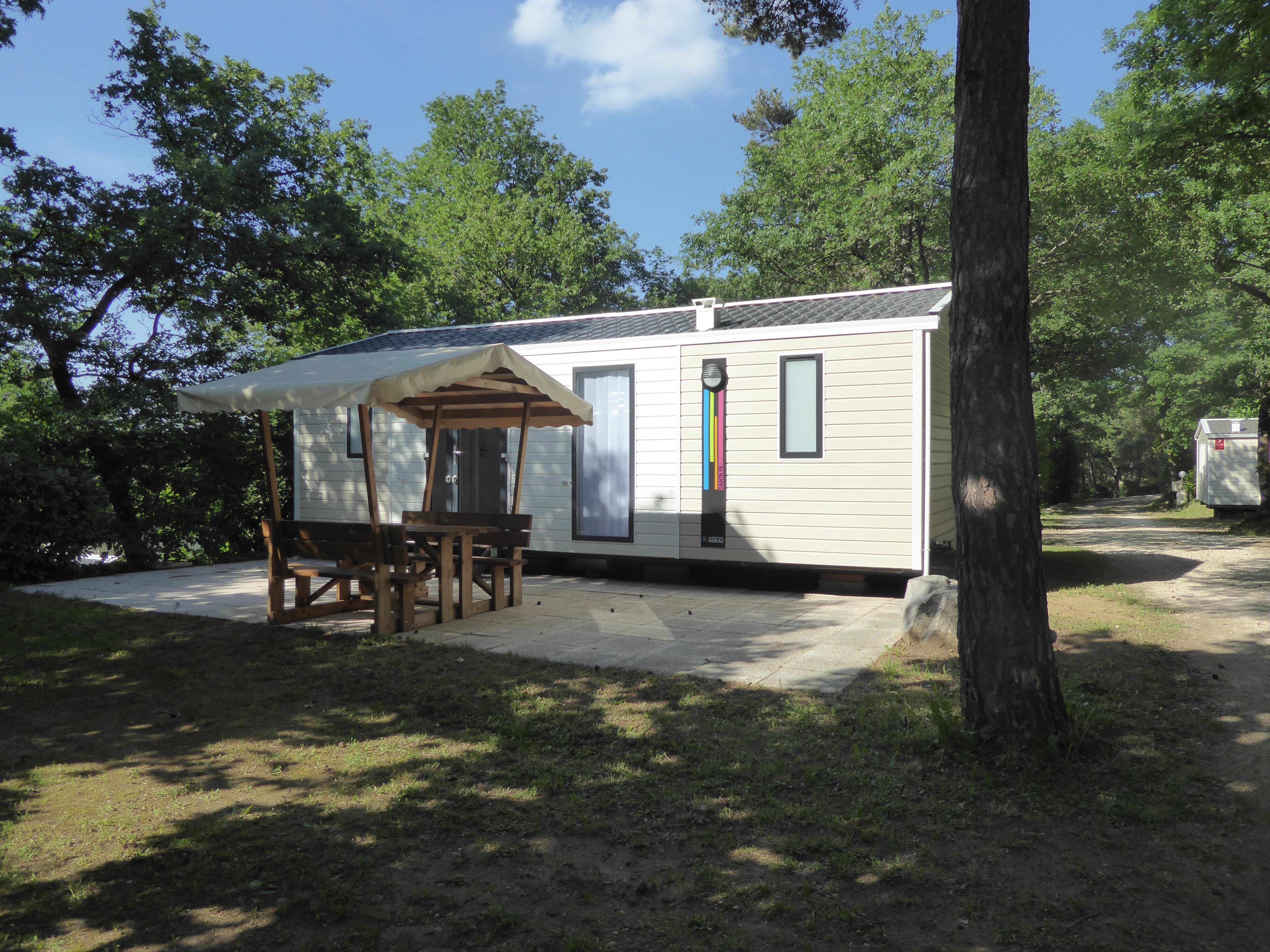 Mobilheim 2 Zimmers 32M², Gepflasterte Terrasse Mobilheim 2 Zimmers 32M², Gepflasterte Terrasse