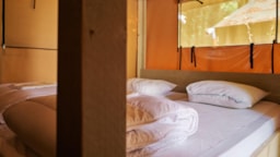 Location - Tente Safari Villatent 35 M² Avec Terrasse Bois 2/5 Pers - Sans Sanitaires - Sites et Paysages Au Clos de la Chaume