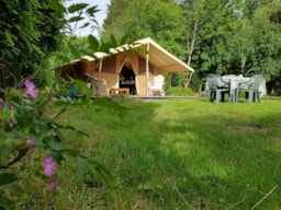 Location - Tente Cotton Lodge Nature 20 M² Avec Terrasse Bois - Sans Sanitaires - Sites et Paysages Au Clos de la Chaume