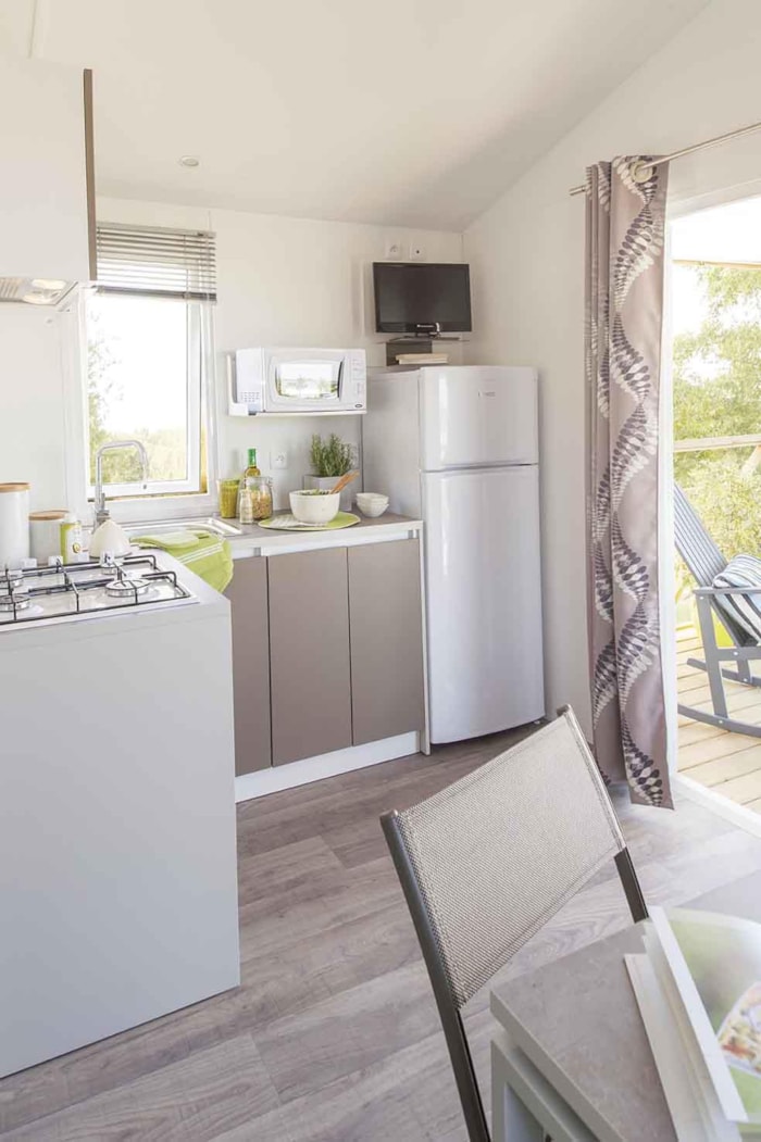 Mobil Home **** Panama 2016 (2 Rooms)