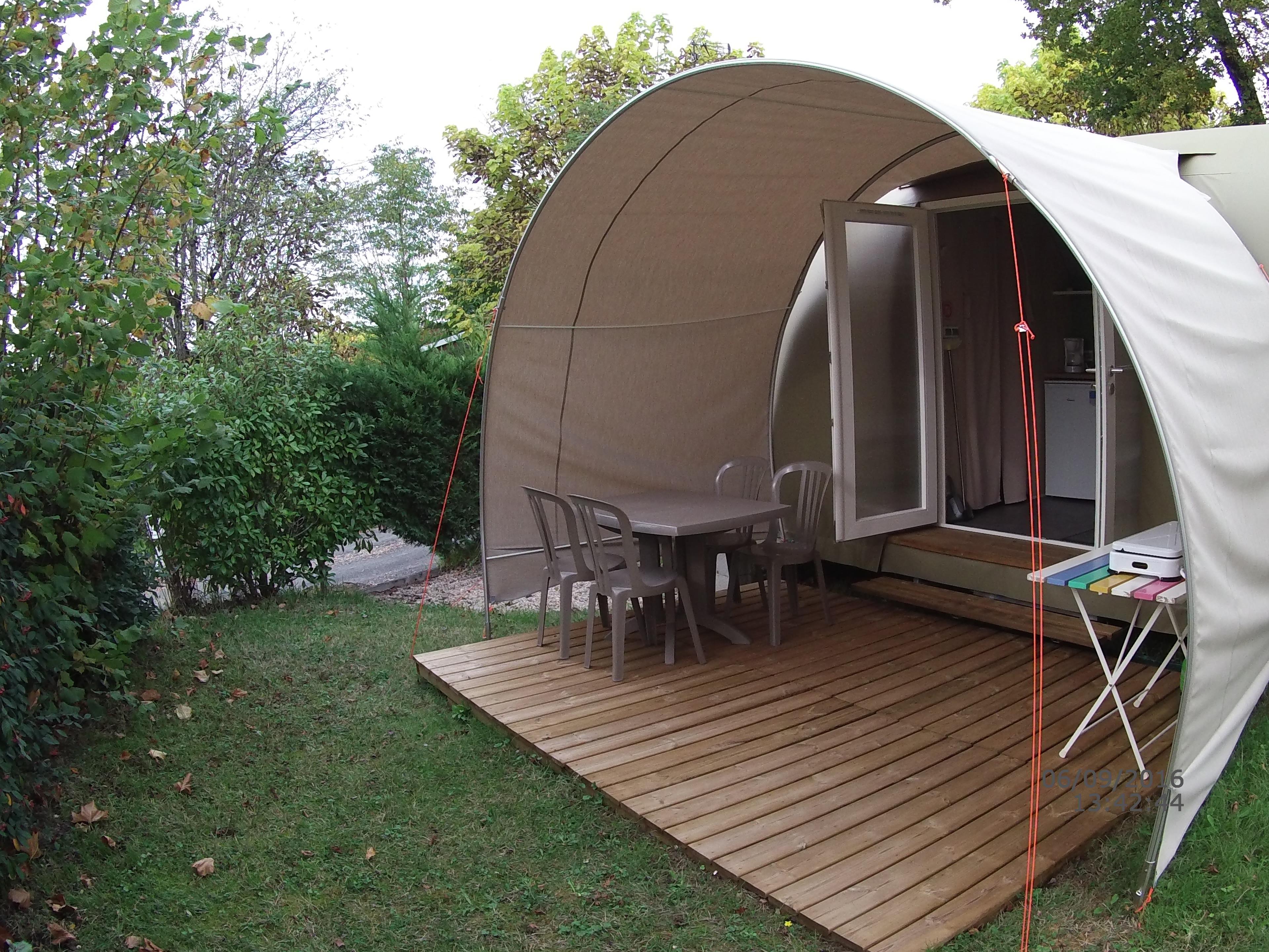 Accommodation - Coco Sweet 16.75 M² (2 Bedrooms - Without Toilet Blocks) - CAMPING LA BASTIDE