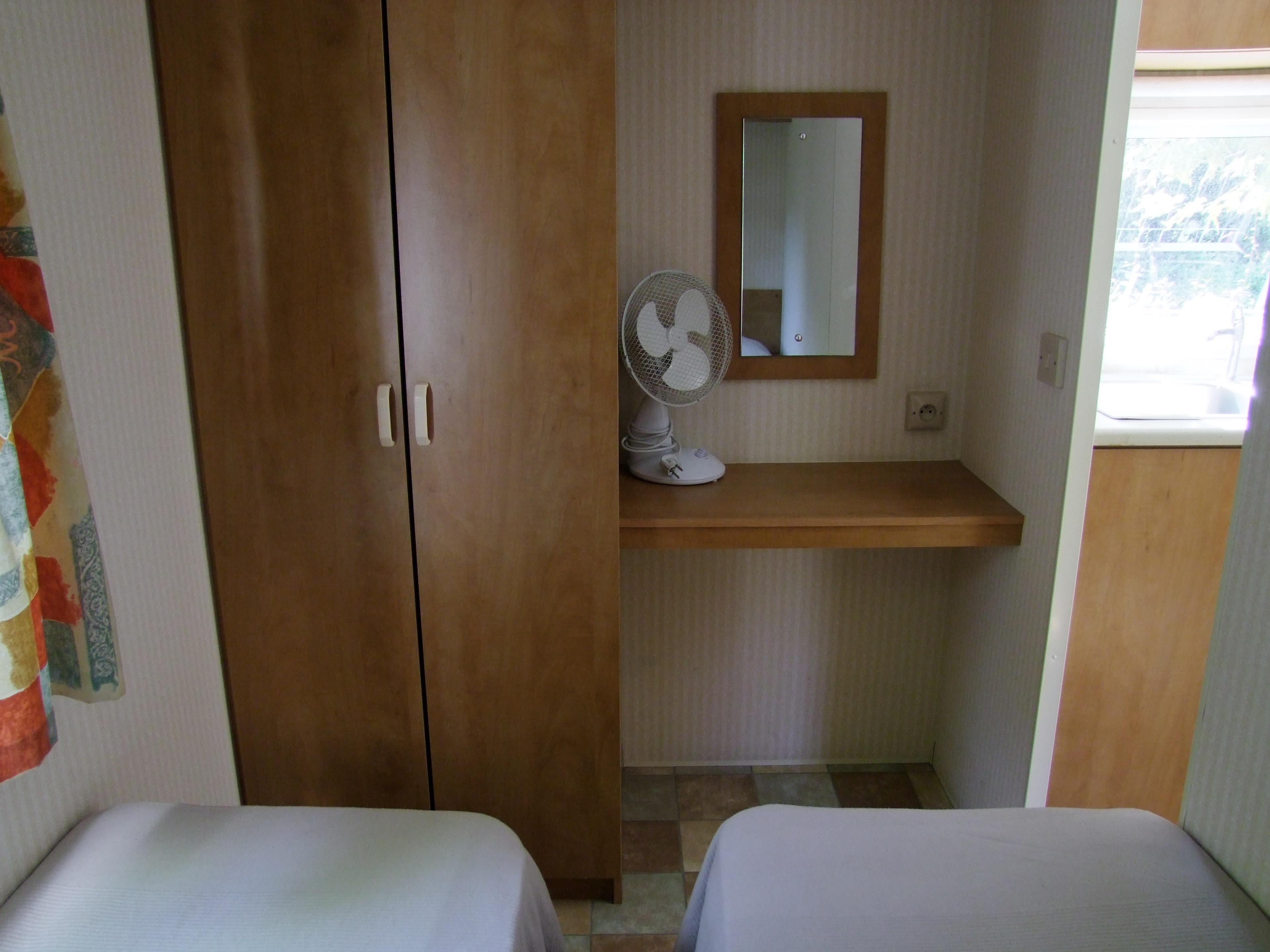 Mietunterkunft - Mobilhome 2 Schlafzimmern - Ohne Sanitärausstattung Bambi 15 M² - CAMPING LA BASTIDE