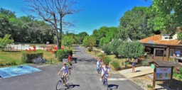 Establishment Camping Le Pontet - Saint Astier Establishment Camping Le Pontet - Saint Astier