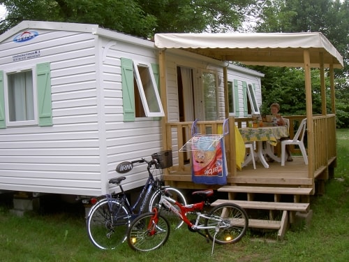 Mobilhome Titania, Wc, Douche, 2 Chambres, Terrasse Couverte Mobilhome Titania, Wc, Douche, 2 Chambres, Terrasse Couverte