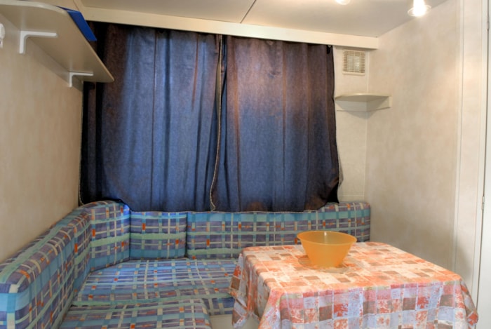 Maxicaravan Romantica (6.6M X 3M) Con Aria Condizionata