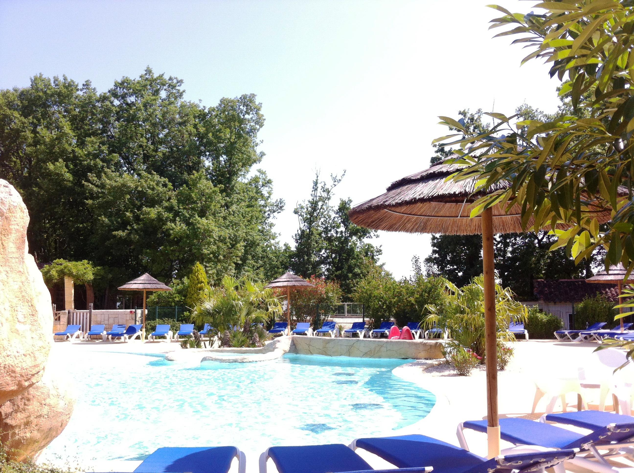 Establishment Camping L'evasion - Puy L'eveque Establishment Camping L'evasion - Puy L'eveque