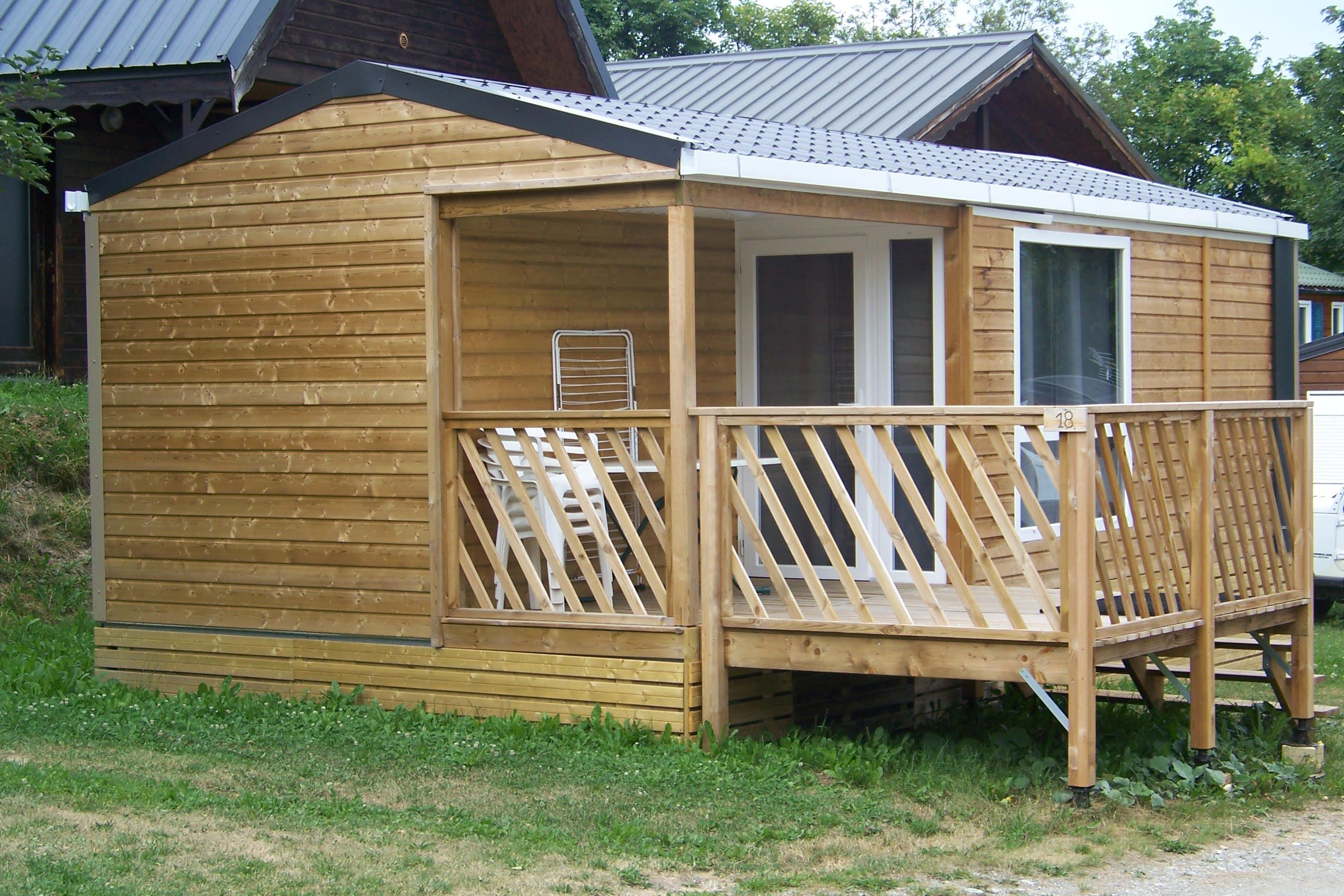 Chalet Mobile Home Loggia 2, 4 Personnes + Bébé Chalet Mobile Home Loggia 2, 4 Personnes + Bébé