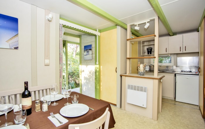 Cottage Club 5
