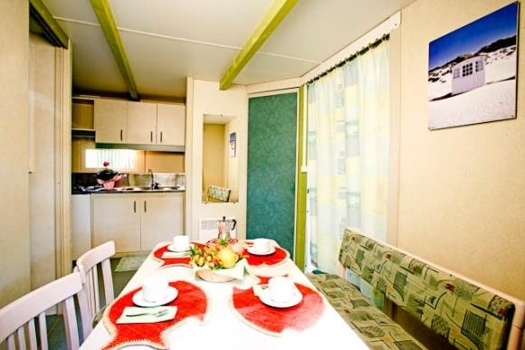 Cottage Club 5