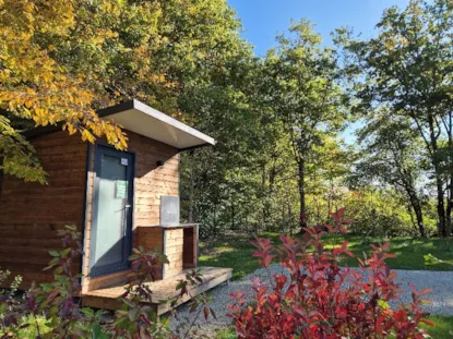 Emplacement Prestige Gravier/Herbe Avec Sanitaire Privé Emplacement Prestige Gravier/Herbe Avec Sanitaire Privé