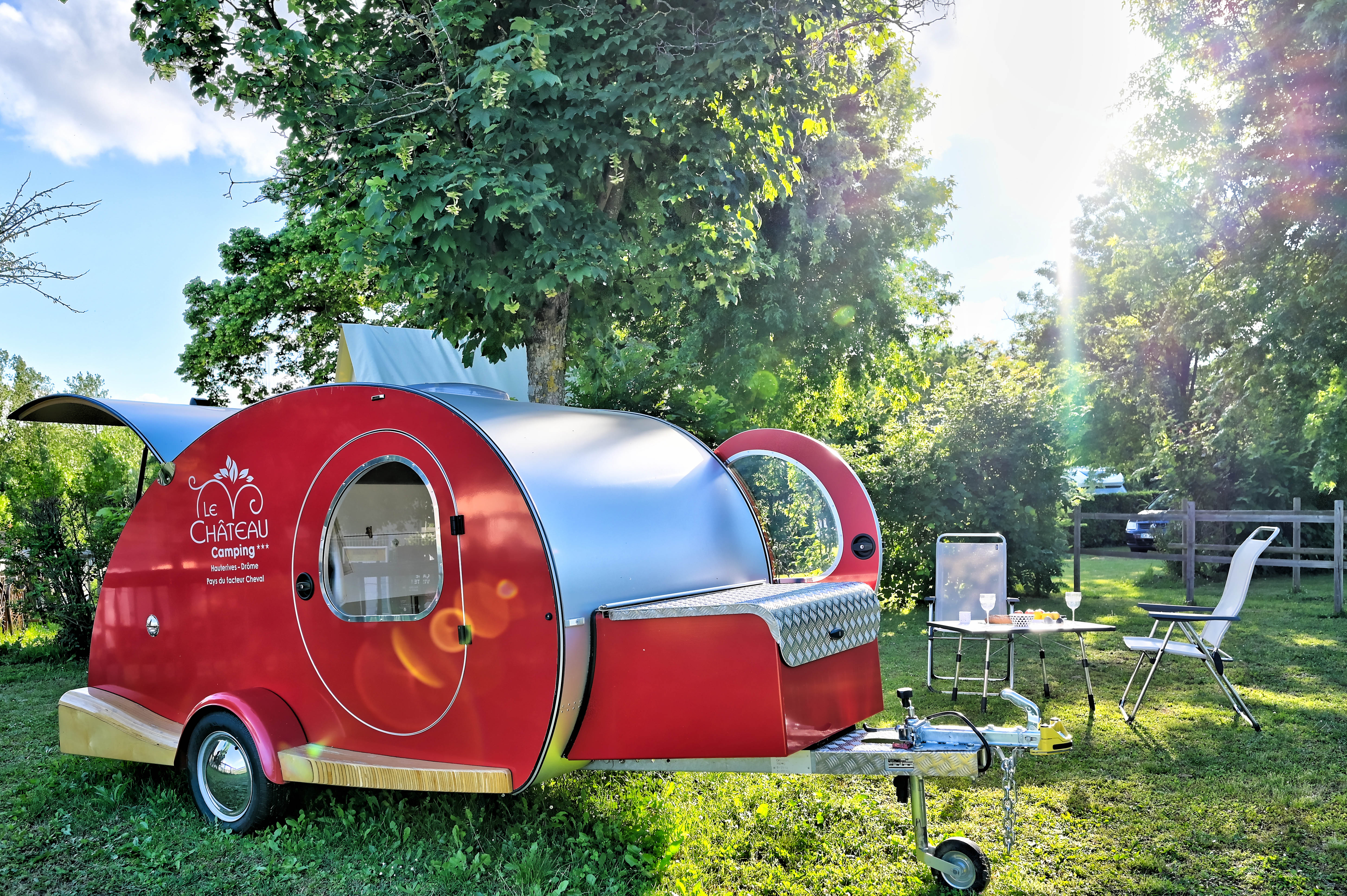 Location - Caravane Vintage My Drop (Sans Sanitaires) - Flower Camping Le Château