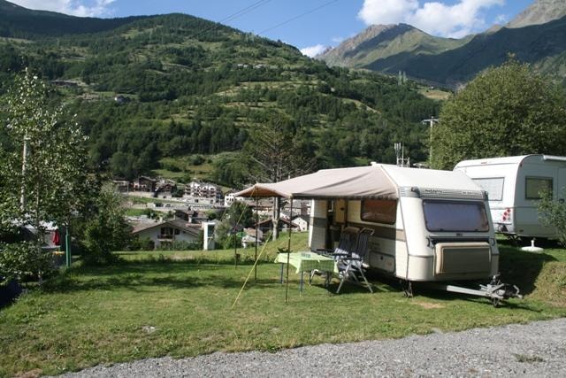 Piazzola Roulotte (Inclusa 1 Persona + 1 Auto) Piazzola Roulotte (Inclusa 1 Persona + 1 Auto)