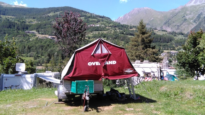 Piazzola Tenda (Inclusa 1 Persona + 1 Auto O 1 Moto)