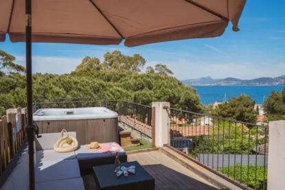 Appartamento Vista Mare - Jacuzzi Privata Aria Condizionata E Tv Appartamento Vista Mare - Jacuzzi Privata Aria Condizionata E Tv