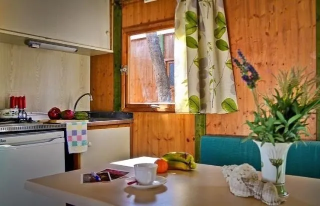 Alojamiento - Bungalow 5 Plus* - Camping Playa de Poniente