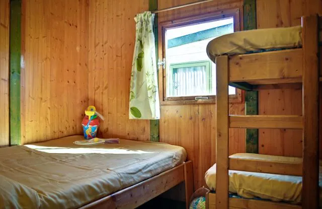 Alojamiento - Bungalow 5 Plus* - Camping Playa de Poniente