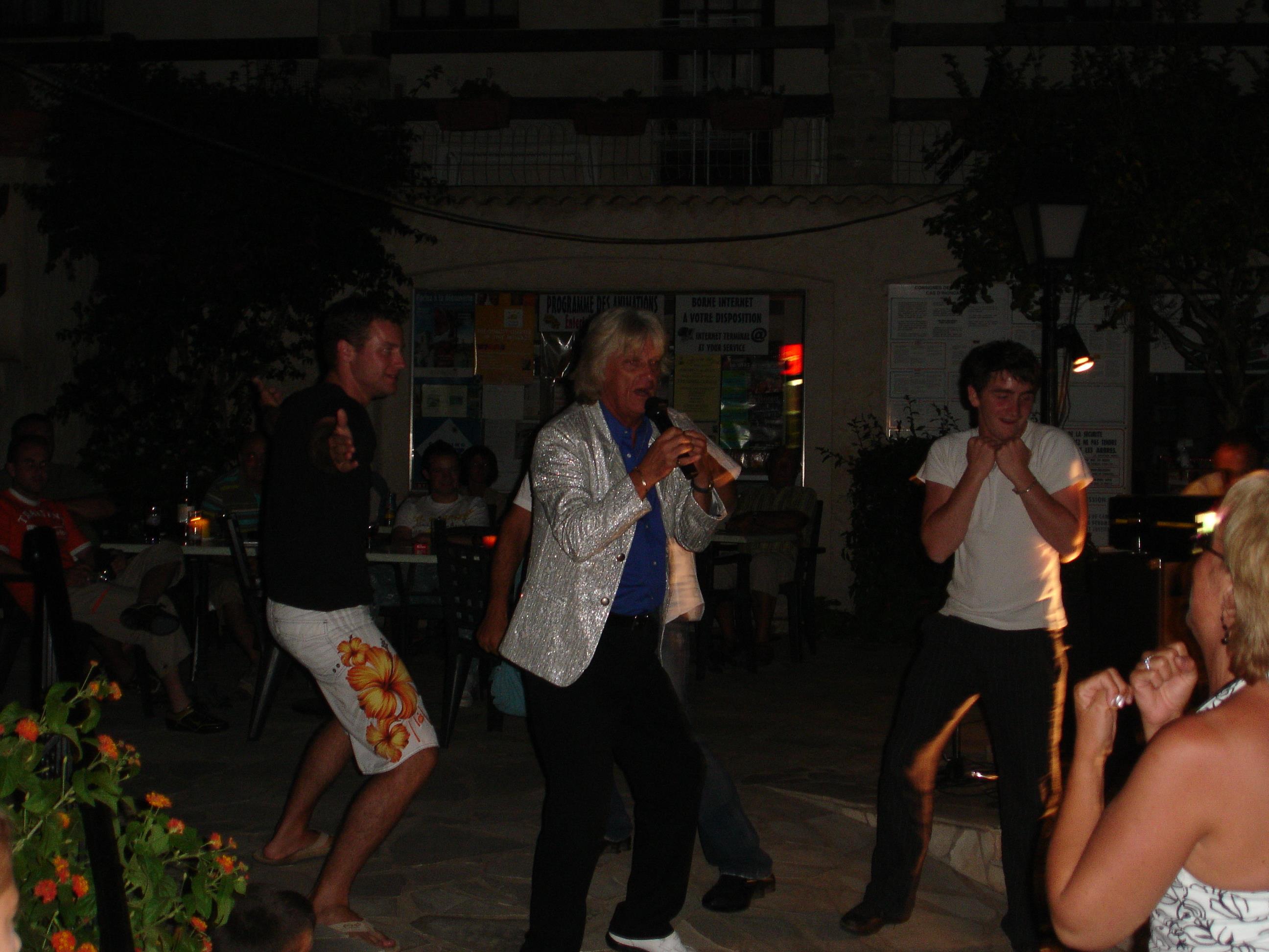 Entertainment organised Flower Camping Du Moulin Des Iscles - Roquebrune Sur Argens Entertainment organised Flower Camping Du Moulin Des Iscles - Roquebrune Sur Argens