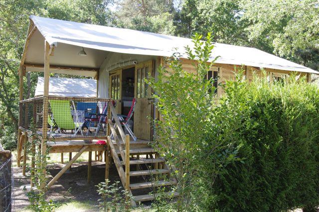 Accommodation - Cabin Lodge 4 Saisons Confort 25M² - 25M²- 2 Bedrooms + Sheltered Terrace 12M² - Flower Camping La Rochelambert