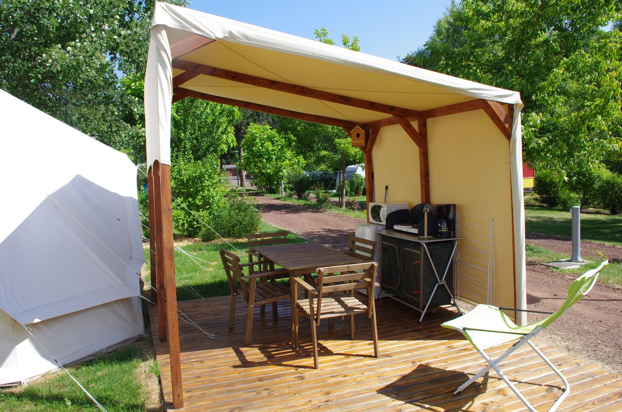 Accommodation - Nomadic Tent 36M² 2 Bedrooms + Terrace 10M² - No Bathroom - Flower Camping La Rochelambert