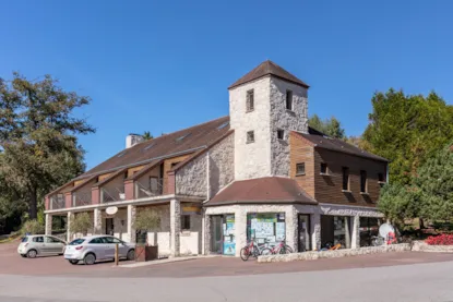 Apartment | 56M² | Tv | 2 Bedrooms - Apartment | 56M² | Tv | 2 Bedrooms -