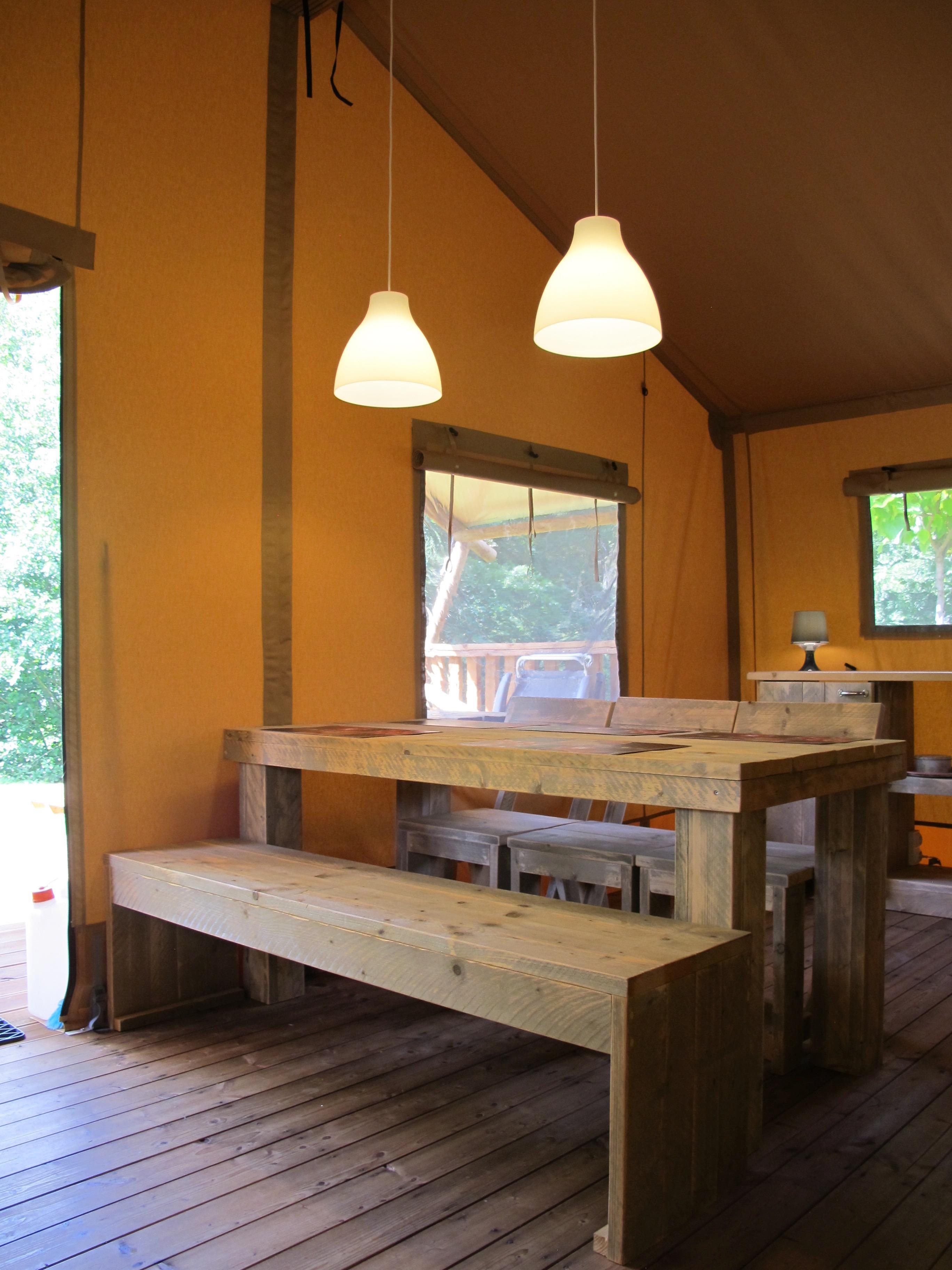 Mietunterkunft - Safaritent, 2 Chambres Avec Terrasse Couverte, 38M² - Camping La Chatonnière