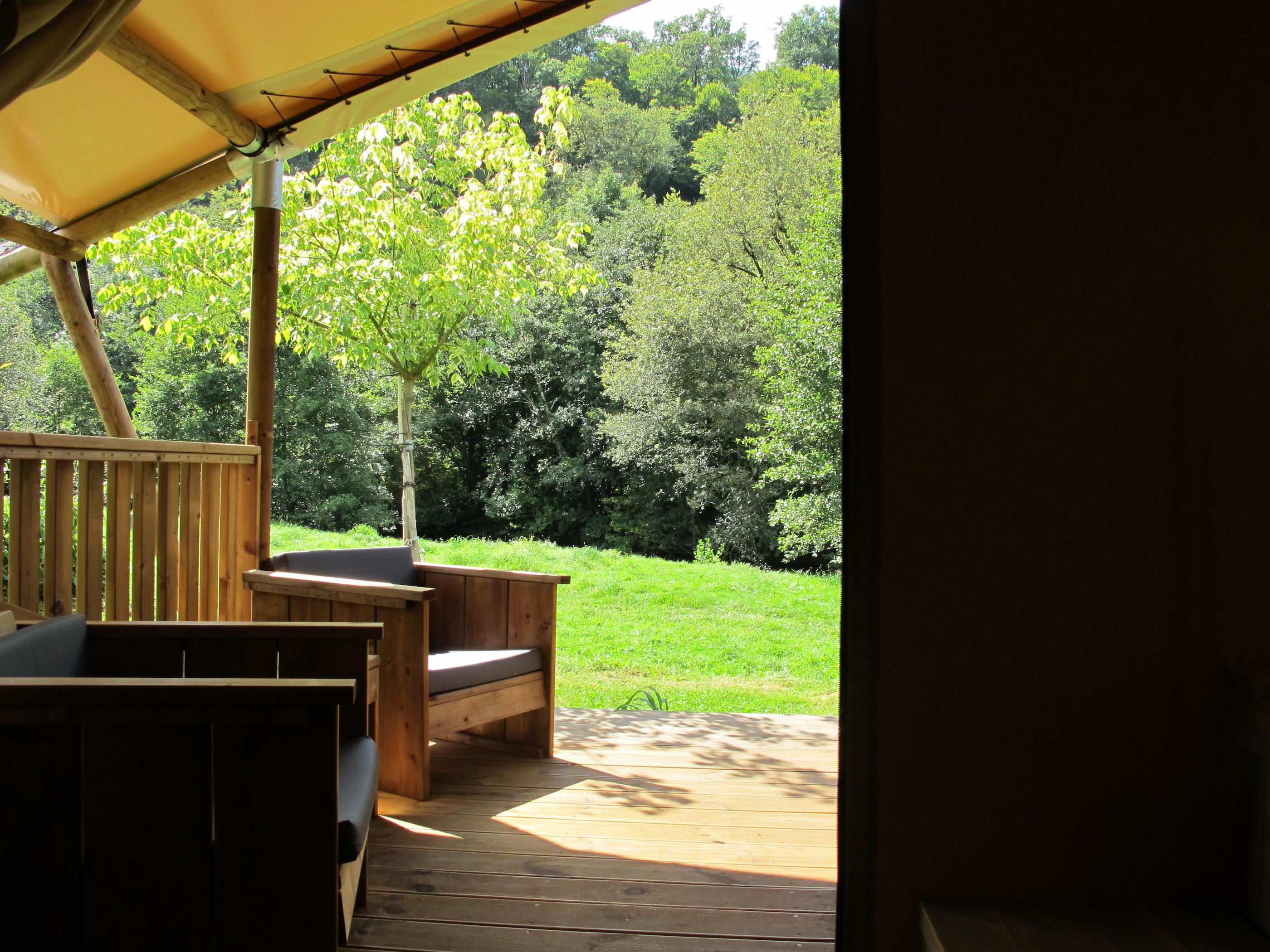 Mietunterkunft - Safaritent, 2 Chambres Avec Terrasse Couverte, 38M² - Camping La Chatonnière