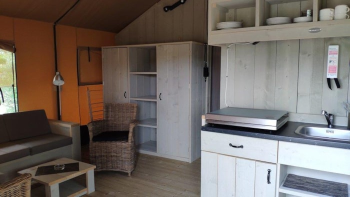 Tenda Di Lusso - 2 Camere Da Letto - 1 Bagno - Terrazza Arredata